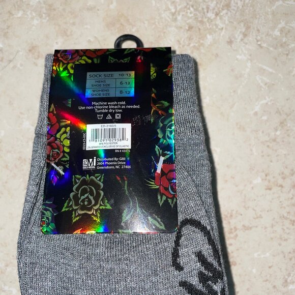ADULT ED HARDY 5 PAIR BLACK BLUE & GREY CREW SOCKS NEW - Picture 5 of 5
